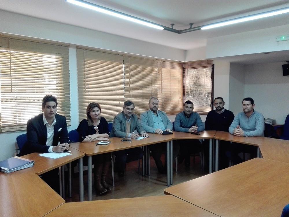 El PP denuncia la “nula planificación” del servicio de Policía Local que deja a Vícar con más de 1.000 horas sin agentes en la calle