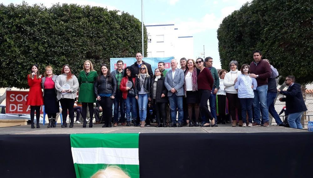 El PSOE celebra el Día de Andalucía distinguiendo a vecinos y vecinas que contribuyen, con sus proyectos, en la sociedad abderitana