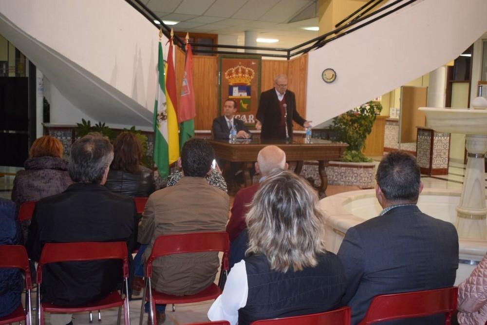 Trovo, bailes y paella benéfica para conmemorar el Día de Andalucía en Vícar