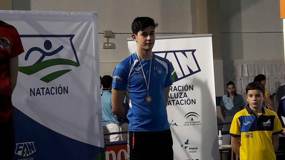 Miguel Guerrero, bronce en 200 espalda en el Campeonato de Andalucía de natación