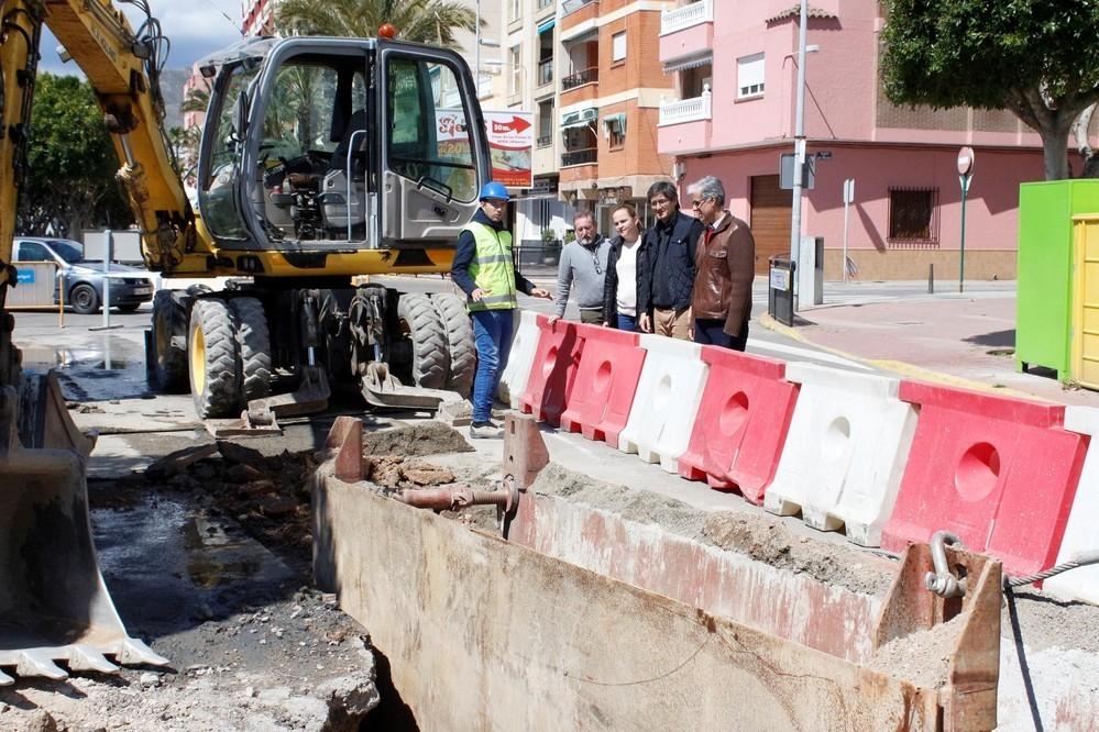 El Ayuntamiento de Adra acomete nuevas obras de renovación de la red principal de saneamiento
