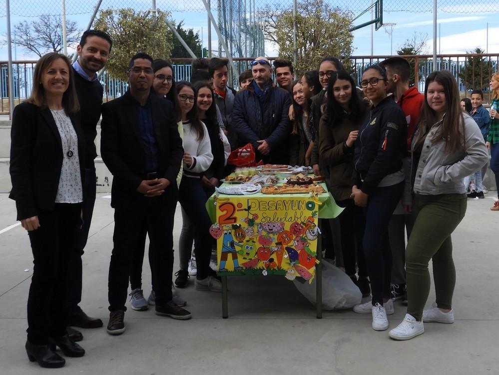 600 estudiantes del IES Pablo Ruiz Picasso, de El Ejido, organizan actividades que propician el espíritu solidario