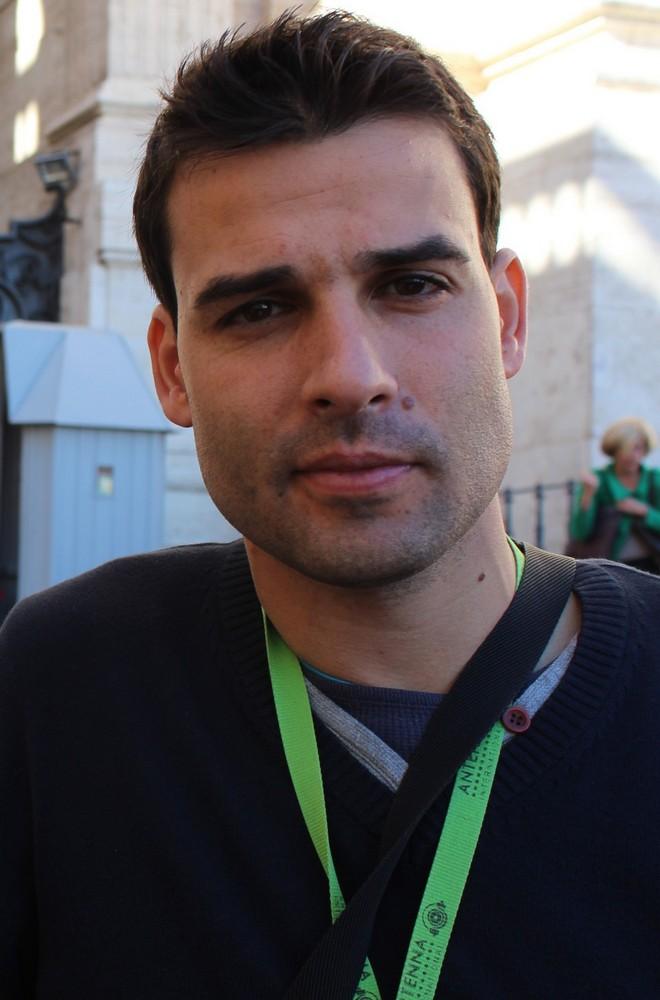 UPyD El Ejido se opone al ADN canino y apuesta por otras medidas para acabar con las cacas