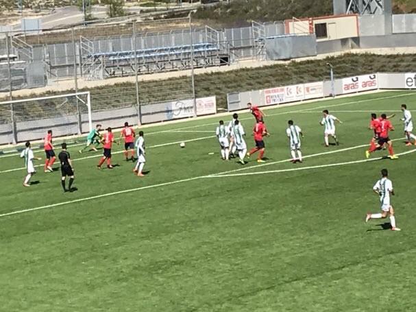 El CD El Ejido logra la salvación matemática con una sufrida victoria ante el Córdoba B