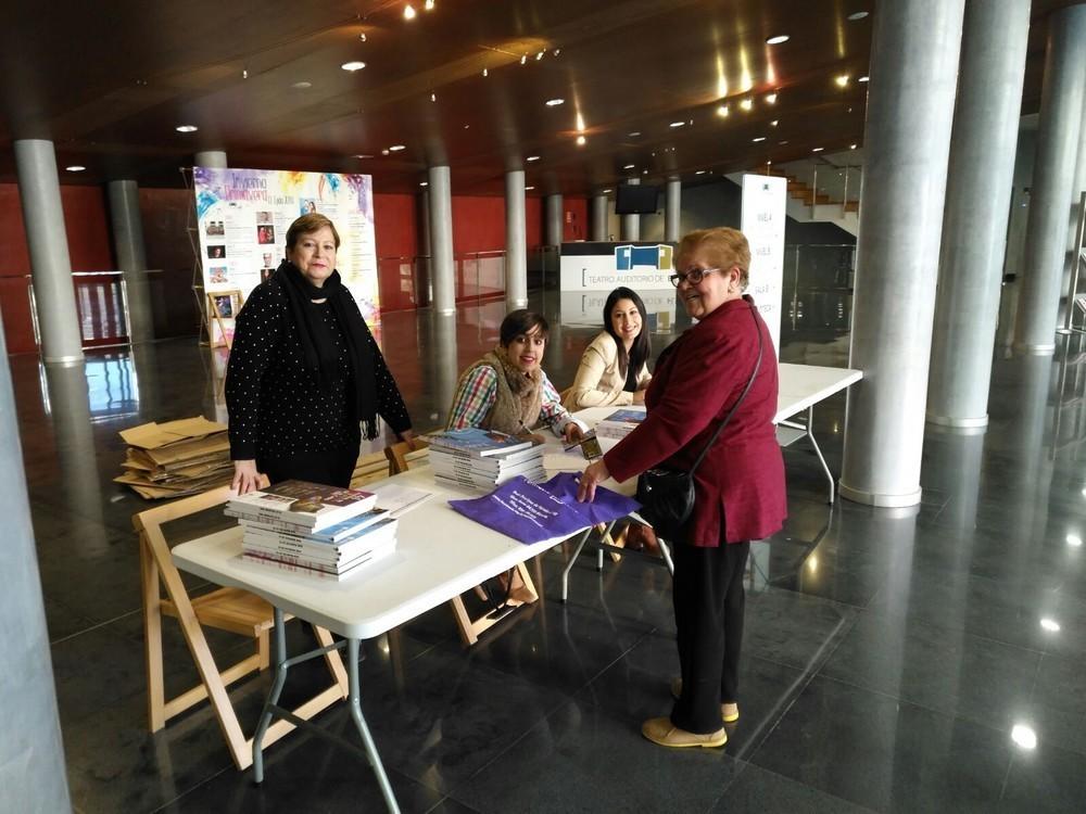 Más de 5.000 libros repartidos de forma gratuita del Libro de Fiestas en Honor a San Marcos