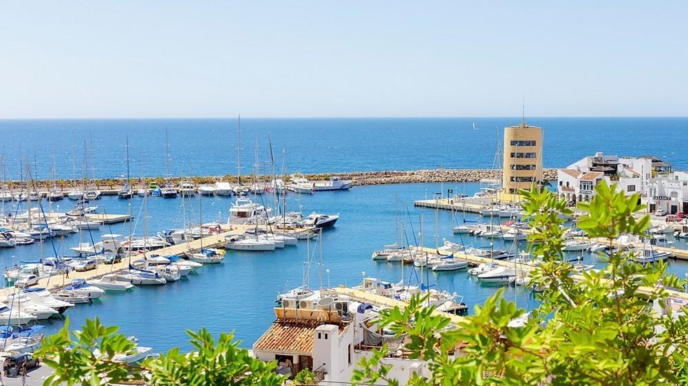 Roquetas de Mar, declarada ‘municipio turístico’ por la Junta, recibirá 400.000 euros de la Consejería de Turismo