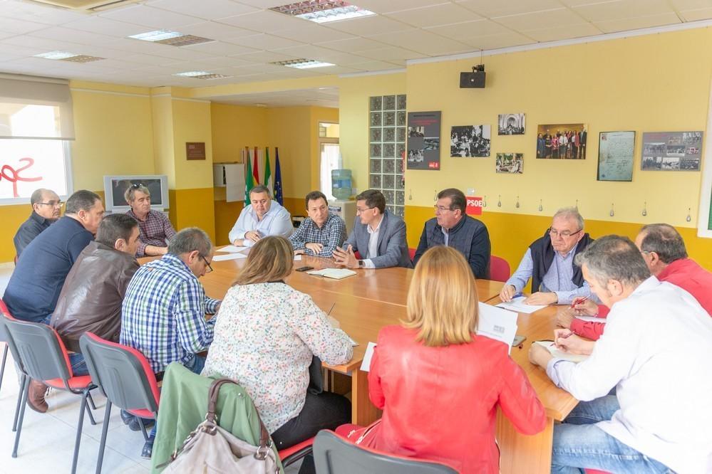El PSOE pide que los Presupuestos Generales del Estado incluyan el dinero necesario para bonificar el agua desalada
