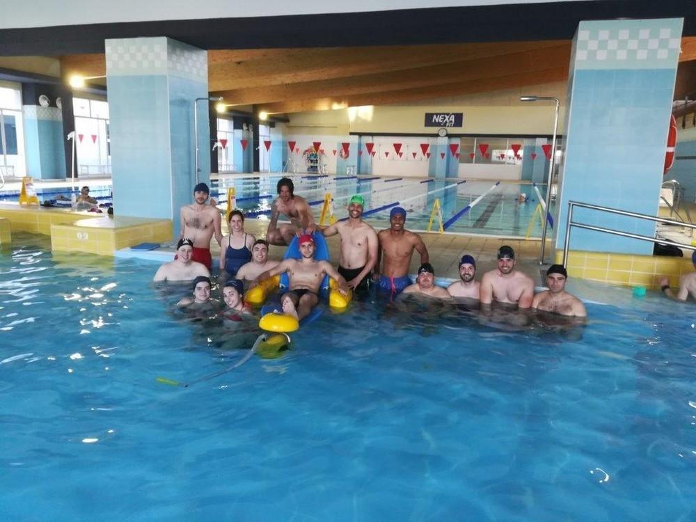 Un curso de 'Atención en el Medio Acuático a Personas con Discapacidad' mejorará los conocimientos del personal de socorrismo y Protección Civil