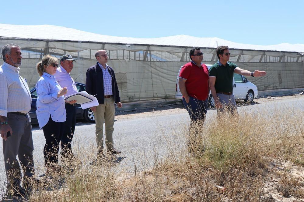 El gobierno local actuará en la carretera de San Agustín- Las Norias mejorando el firme, dotándola de arcenes transitables y sistema de pluviales