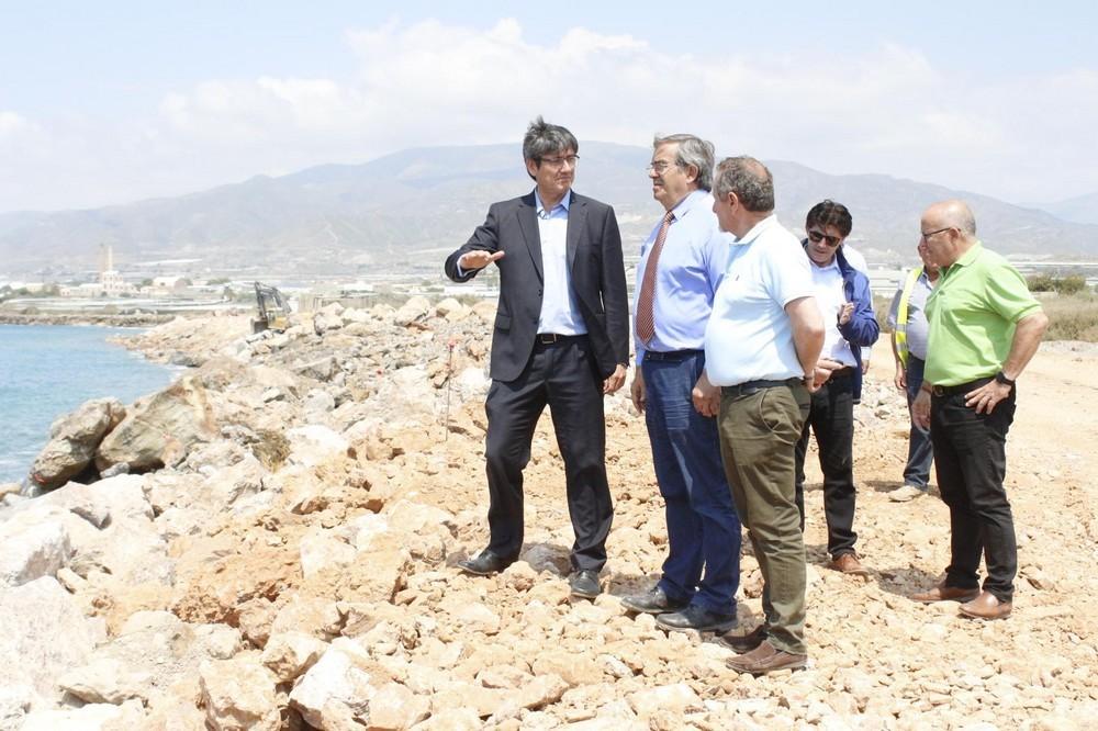 Avanzan a buen ritmo en las obras de refuerzo de la escollera de La Habana