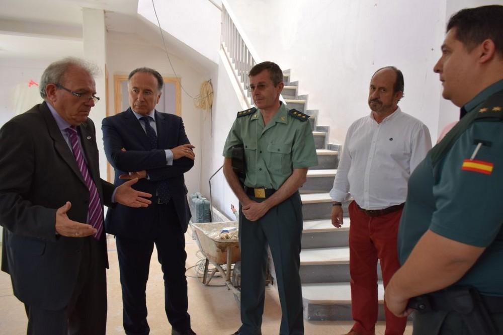 La ampliación del Cuartel de la Guardia Civil centra la primera cita institucional del nuevo Subdelegado de Gobierno a Vícar