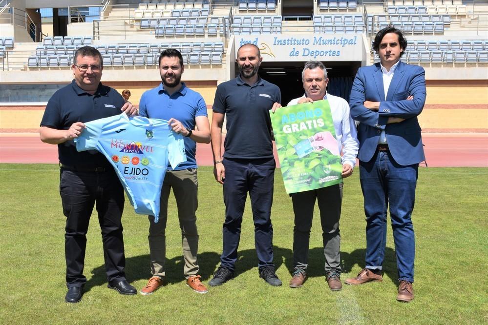 Grupo Cristalplant regala un abono del CD El Ejido a sus clientes para la próxima temporada