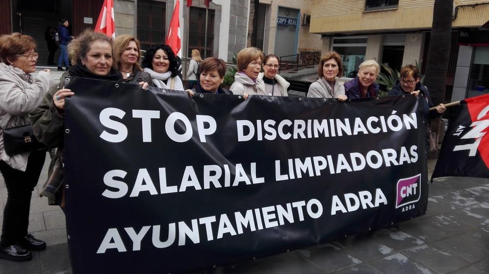 El SERCLA no logra frenar la convocatoria de huelga de limpieza en edificios públicos de Adra