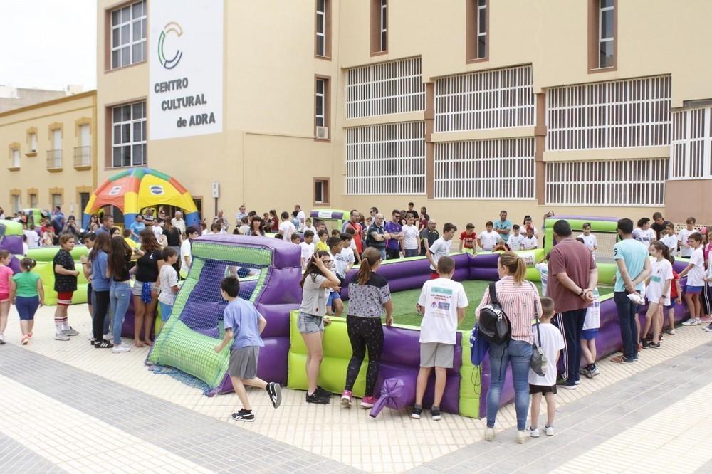 Más de 150 niños y niñas participan en el primer torneo de fútbol 3 de Adra