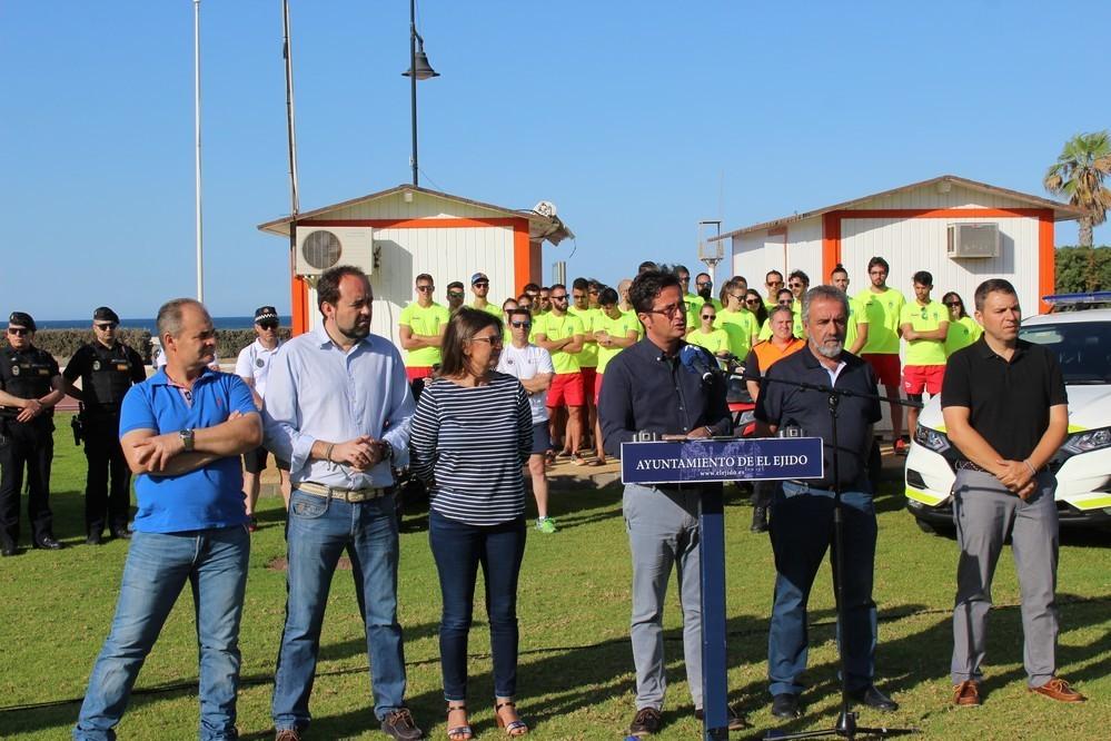 Más de 100 operarios trabajan en el Plan de Gestión Integral Playas que incluye mejoras en accesibilidad, seguridad y limpieza