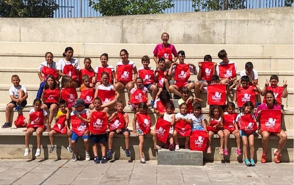 El V campus deportivo bilingüe ‘Ciudad De Vícar’ apuesta en su primera semana por la diversión y la creatividad