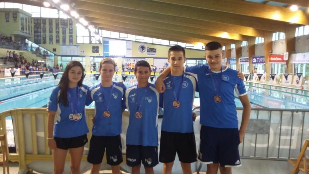 Los alevines del H2O El Ejido consiguen cuatro medallas en el Campeonato de España de natación