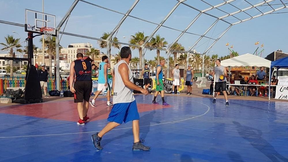 Más de 200 participantes en el II Torneo 3x3 Baloncesto FIBA de Adra