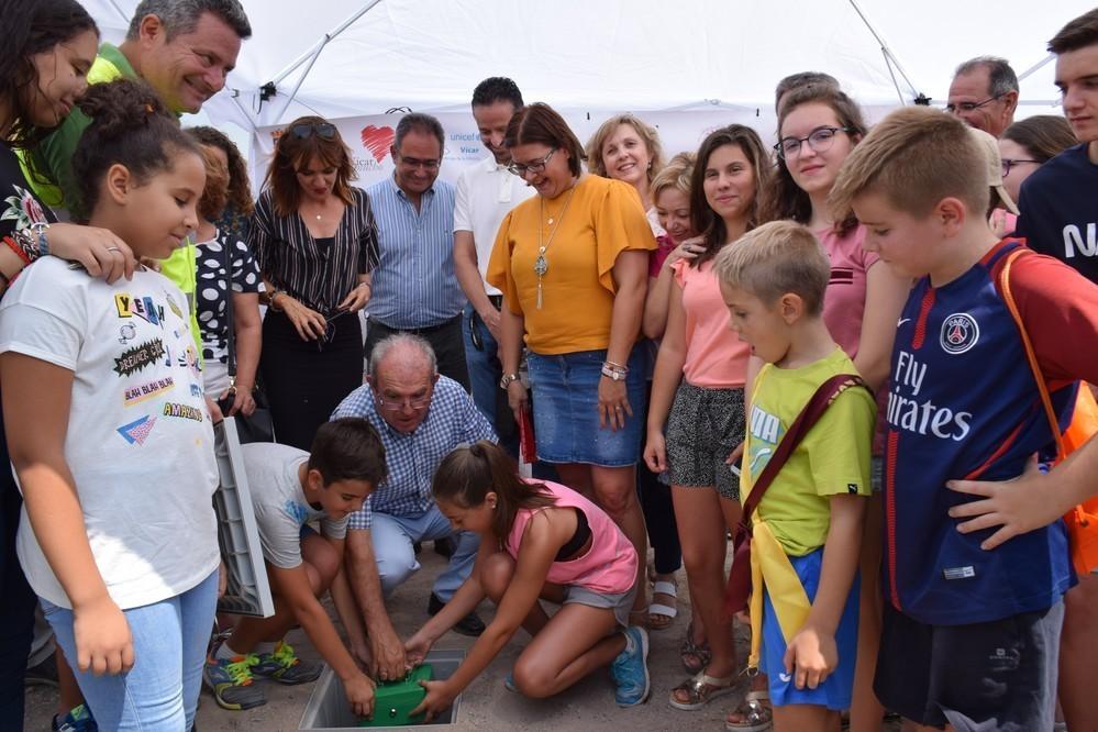 La primera piedra del parque de la Infancia de Vícar pone en marcha las obras de un proyecto participativo y de consenso