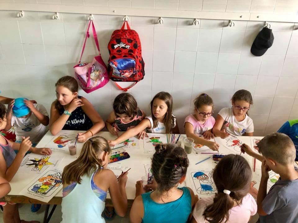 Clausurado el V Campus de Verano Bilingüe Ciudad de Vícar, impartido por el CD Raqueta Poniente