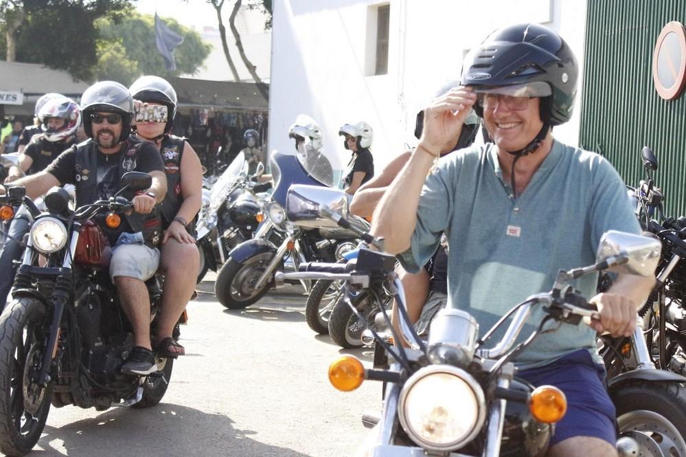 Los Piratas de Adra celebran con una gran movilización su XI Concentración Motera