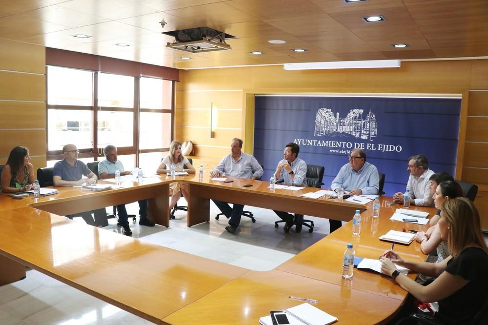 Adjudicada la contratación para elaborar el Plan Local de Intervención en zonas desfavorecidas de El Ejido