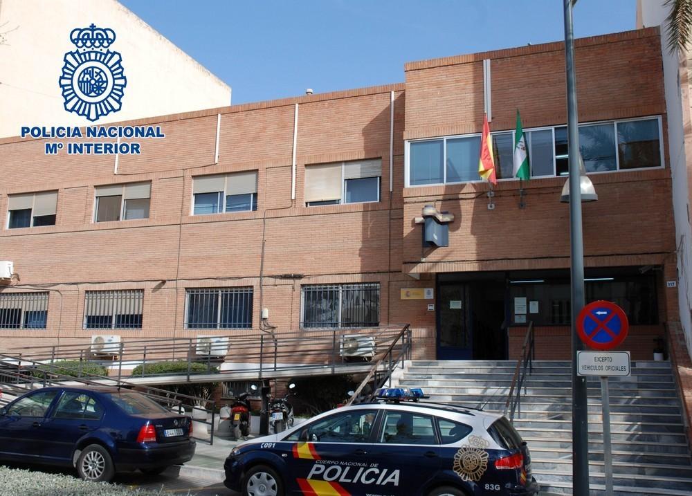 La Policía Nacional detiene a un hombre y a una mujer por secuestrar, robar y causar lesiones a un discapacitado