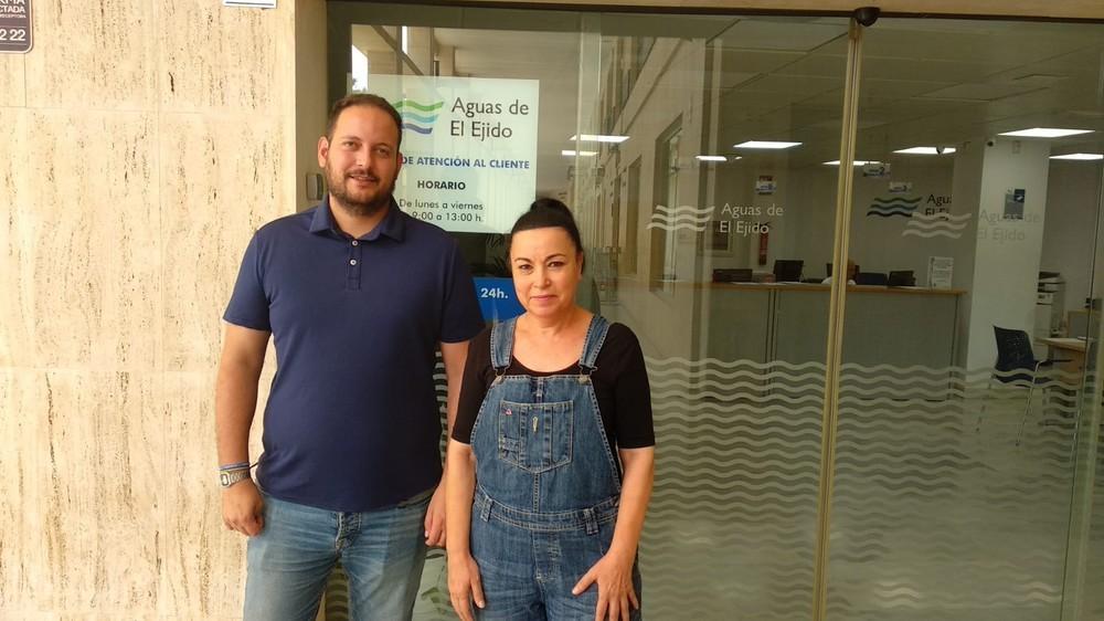 IU El Ejido acoge con escepticismo el anuncio del rescate del servicio de aguas