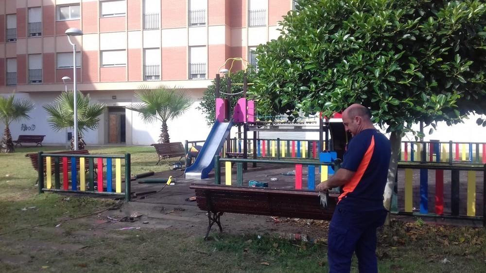 El Ayuntamiento de Adra destina 60.000 euros a mantenimiento de parques