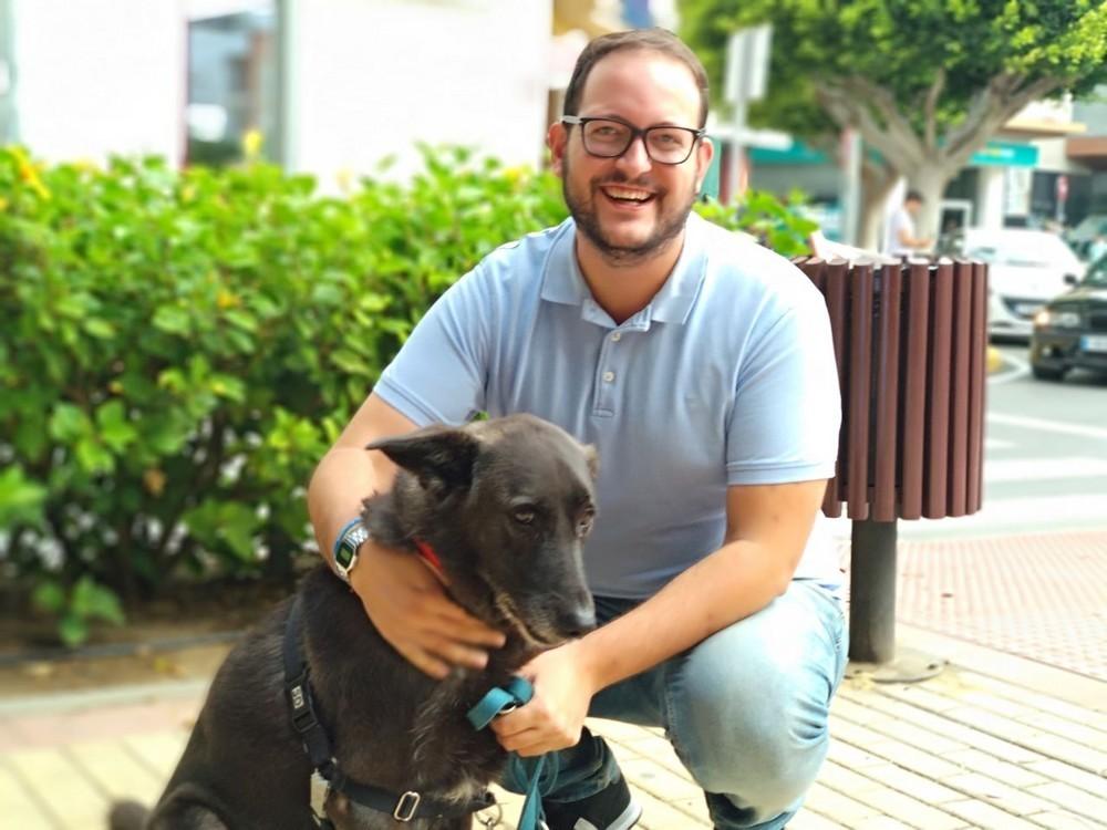 IU El Ejido acusa al Ayuntamiento de hostigar a los propietarios responsables de mascotas