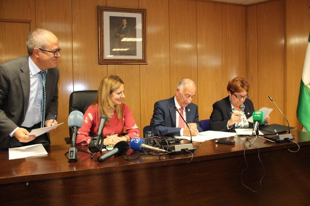 SAS y Ayuntamiento de Roquetas de Mar avanzan en la construcción del Hospital de Alta Resolución