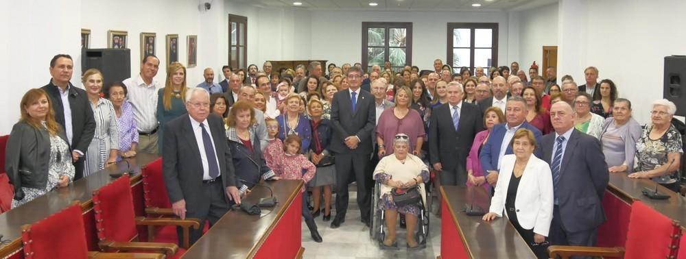 Adra reúne a sus alcaldes y descendientes directos desde 1834