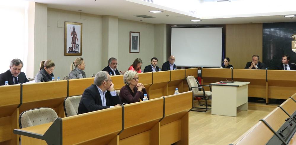 A licitación el pliego para la contratación de la gestión del transporte urbano de El Ejido