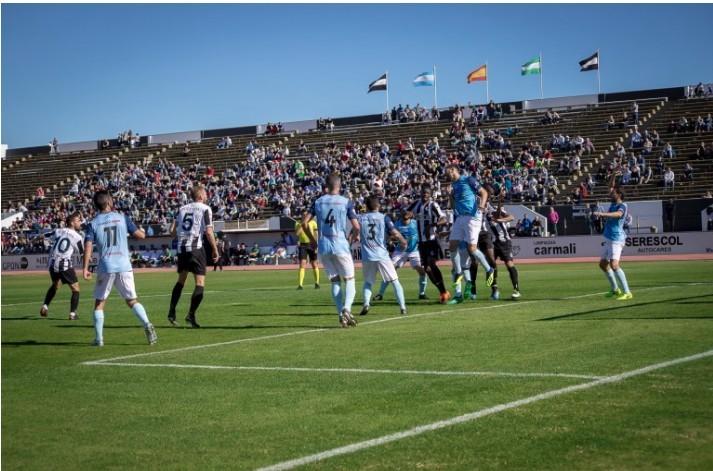 El CD El Ejido juega con fuego