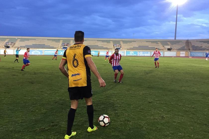 El Berja CF y el Atlético de Porcuna firman tablas en un encuentro bastante disputado