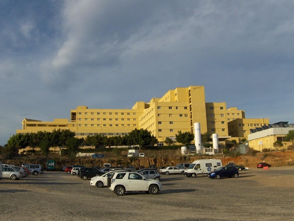 La Audiencia Provincial de Madrid condena al SAS a pagar más de 600.000 euros a una ejidense tras una cirugía bariátrica que casi  la dejó ciega