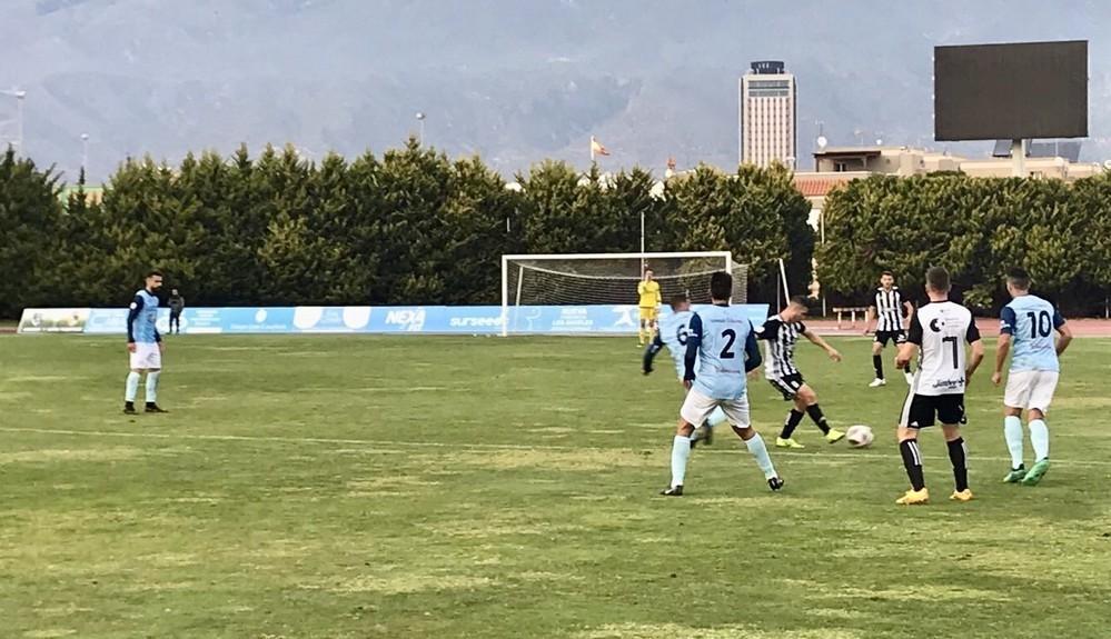 El CD El Ejido vence al Cartagena y se acerca a la cabeza