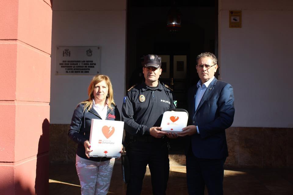 El Ayuntamiento de Berja dota a la Policía Local y a Protección Civil de desfibriladores automáticos