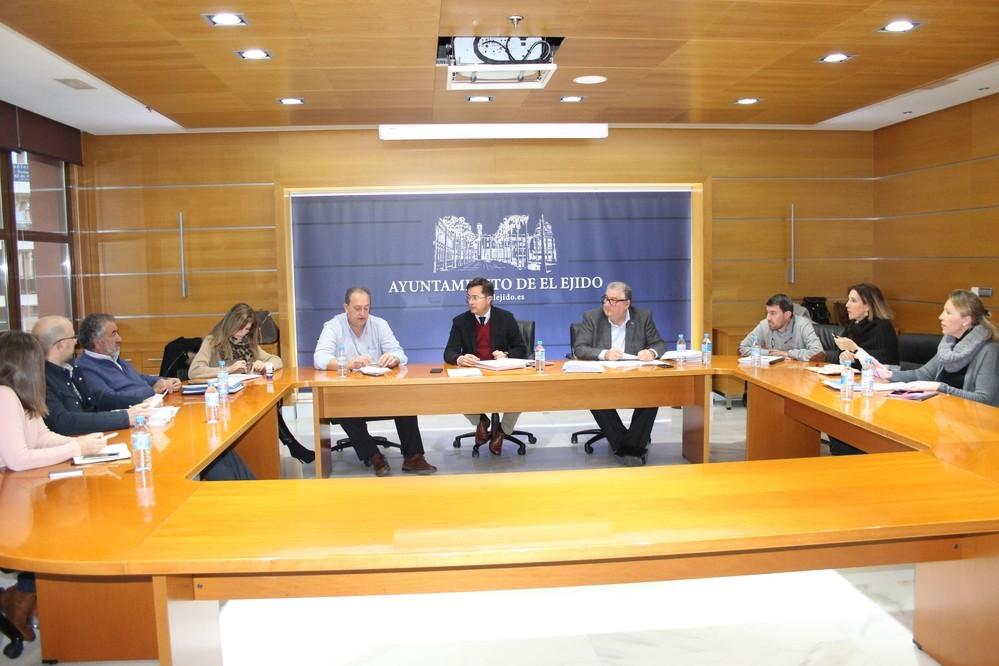 Invertirán más de 1,1 millones de euros para la remodelación de la Carretera de San Silvestre y el camino del Llano del Camping