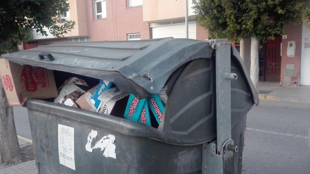 El PSOE de El Ejido lamenta que para el PP los núcleos sean “de tercera” en materia de limpieza, gestión y recogida de residuos