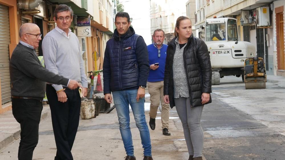 El Ayuntamiento de Adra renueva parte de la red de saneamiento de Calle Greco