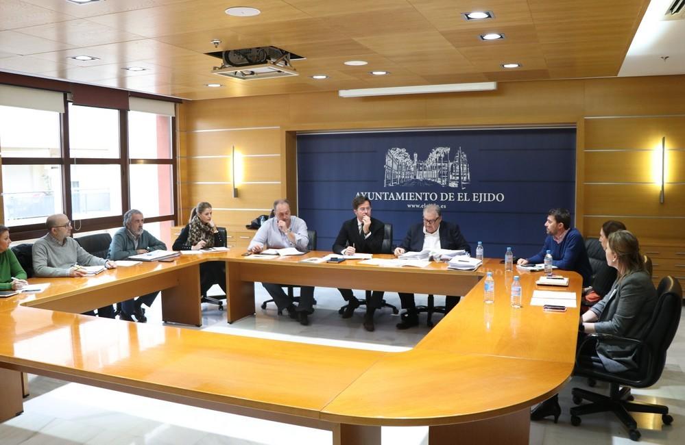 El IMD cierra el 2018 con la entrega de las subvenciones municipales a los clubes y deportistas ejidenses