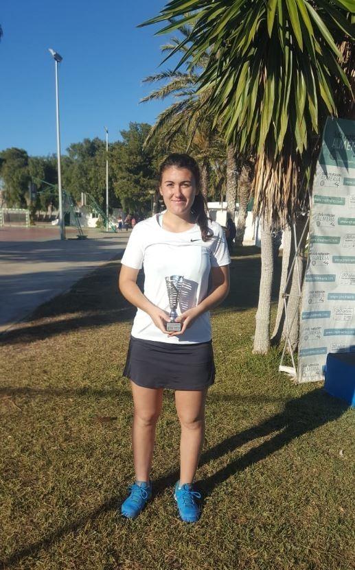 La ejidense Nerea Callejón gana el Memorial Adela Rueda de tenis
