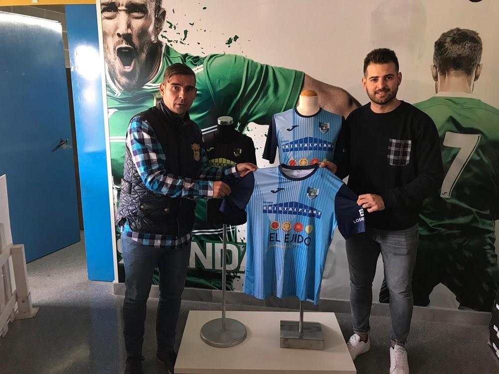 Elian llega al CD EL Ejido para reforzar el plantel de fútbol sala y viajará con el equipo a Melilla