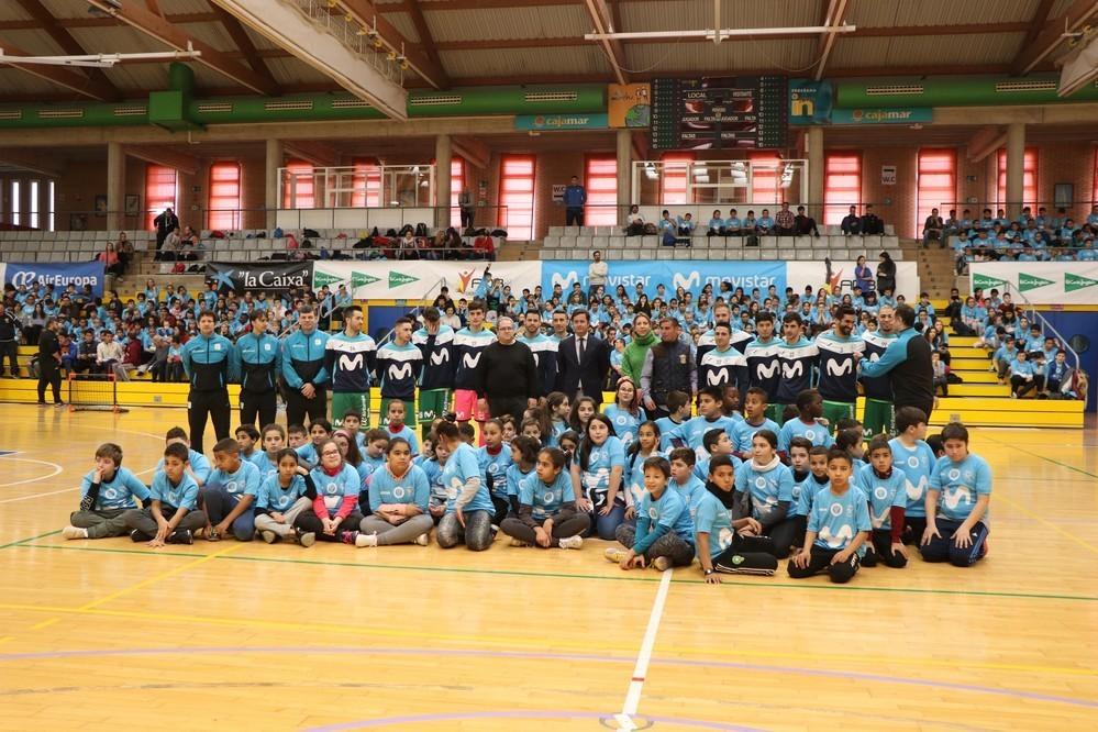 600 escolares ejidenses disfrutan en la ‘Gira Movistar Megacracks’ con las grandes estrellas del fútbol sala
