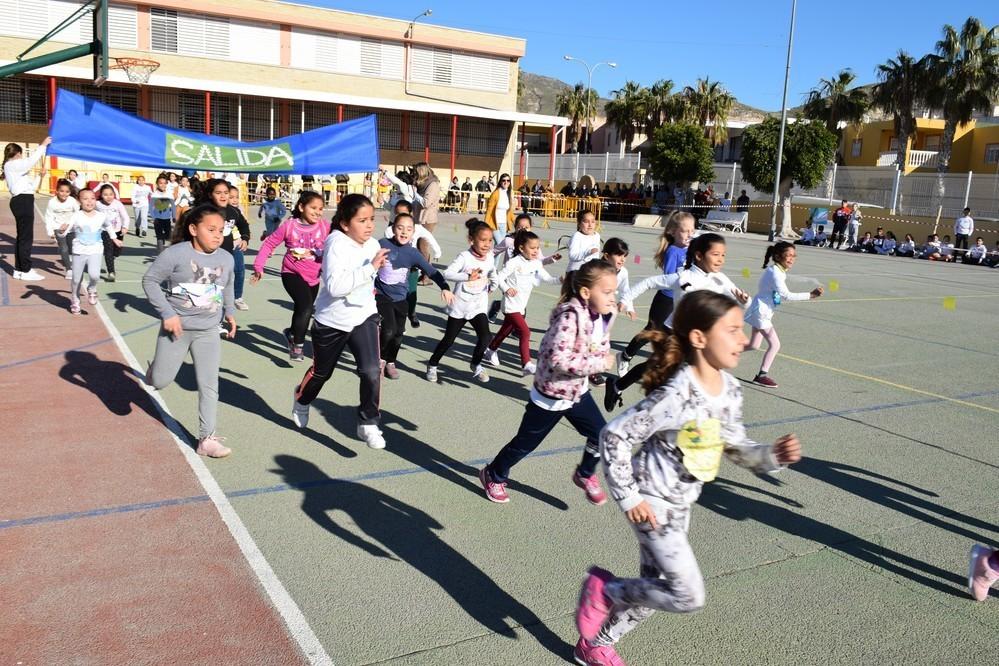 El CEIP Nuestra Señora de La Merced cierra las actividades del 'Día Escolar de la Paz' con su quinta carrera solidaria