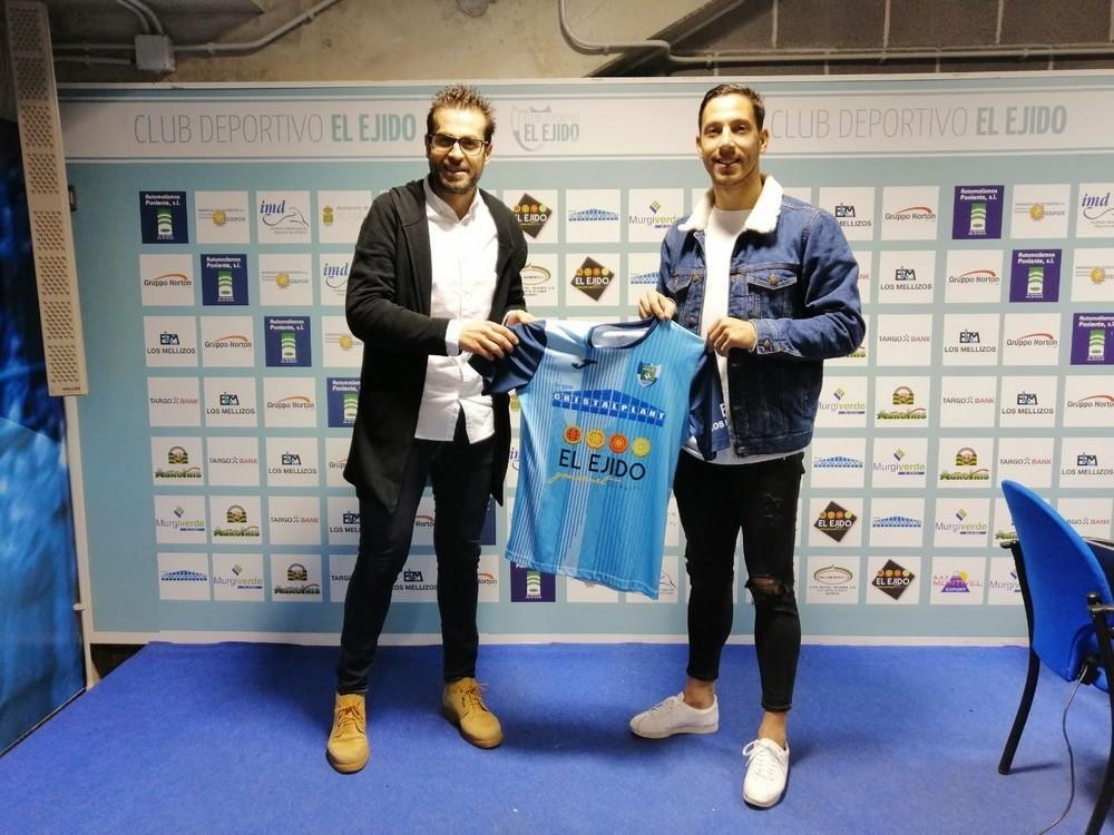 Ezequiel destaca que todo el equipo tiene que enchufarse para volver a triunfar