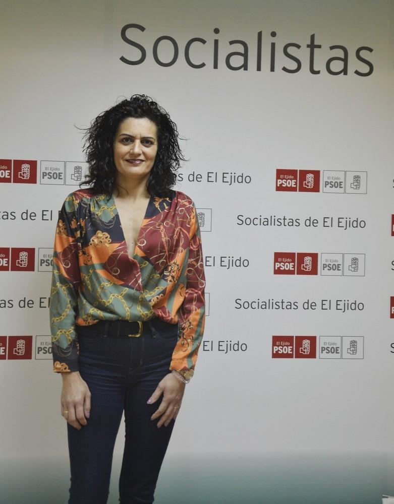 El PSOE de El Ejido rechaza la adjudicación de la concesión del transporte urbano y la Estación de Autobuses al no integrar a todos los núcleos