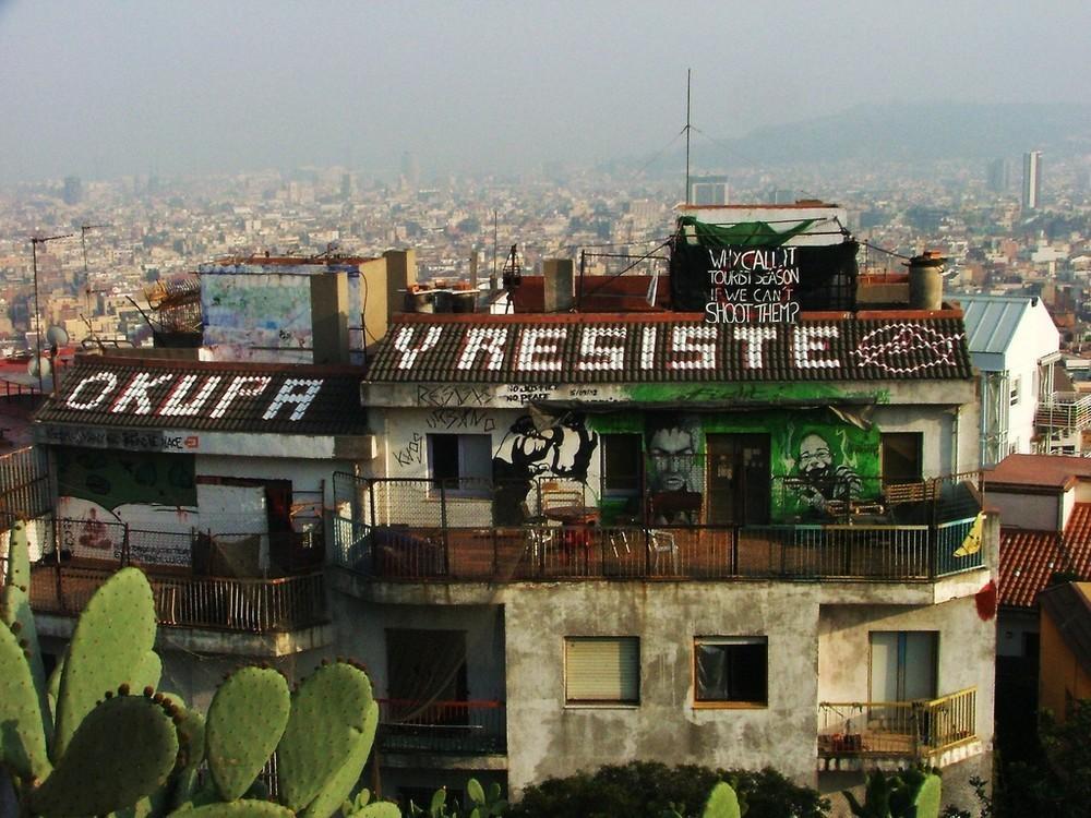 El equipo de gobierno  de El Ejido saca adelante una moción para acabar con los okupas