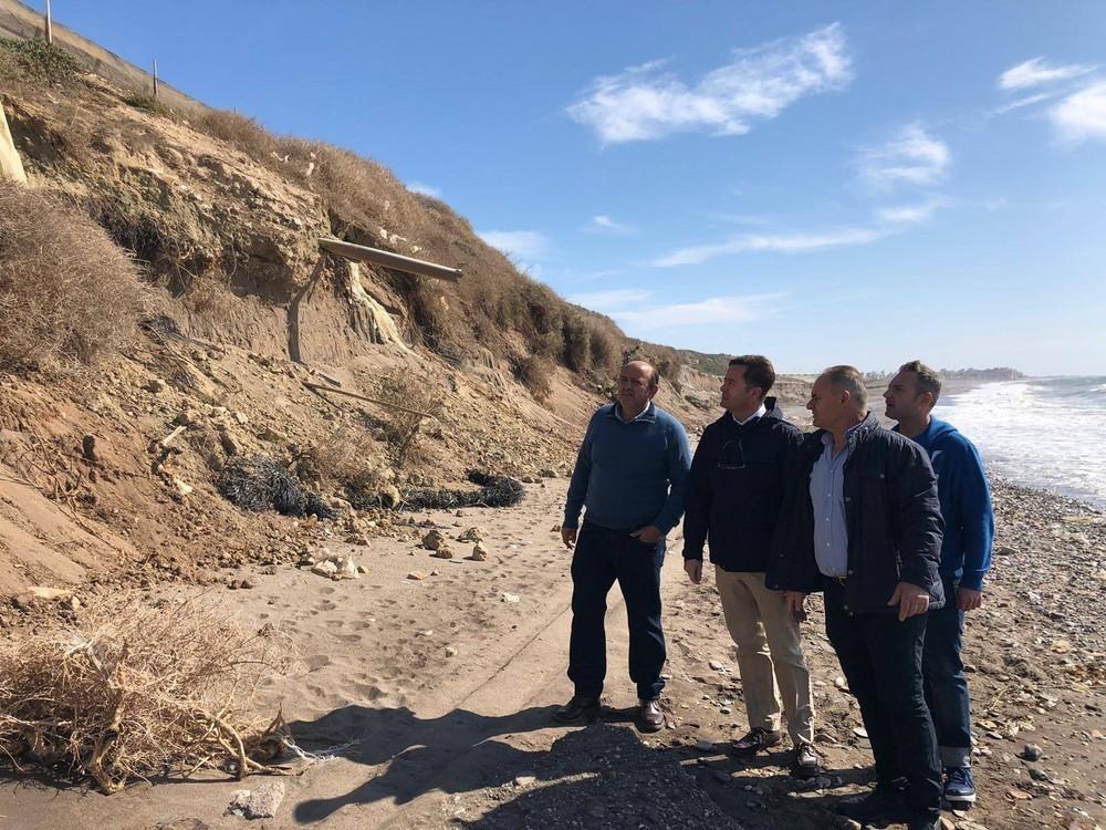 El equipo de gobierno insiste en que Costas debe declarar como ‘obras de emergencia’ una solución estructural para proteger toda la costa de Balerma